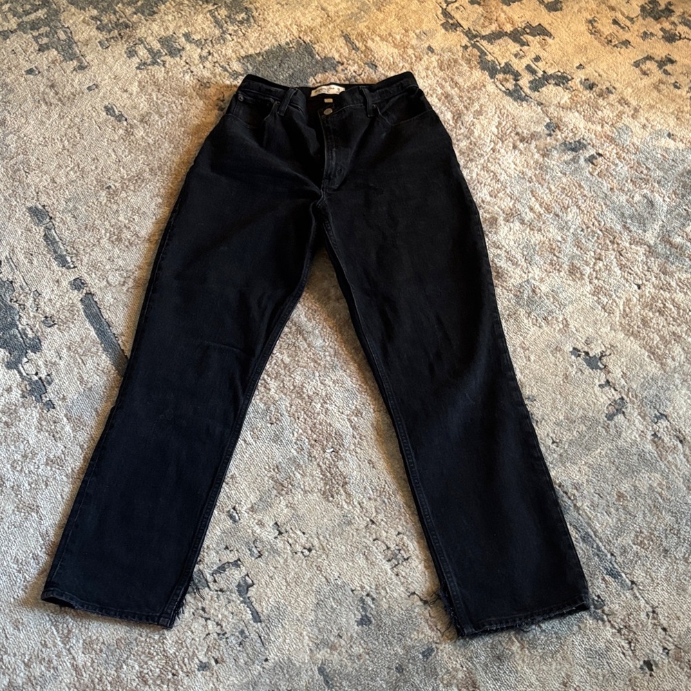 Abercrombie and Fitch Curve Love 90’s Straight High Rise Size 6